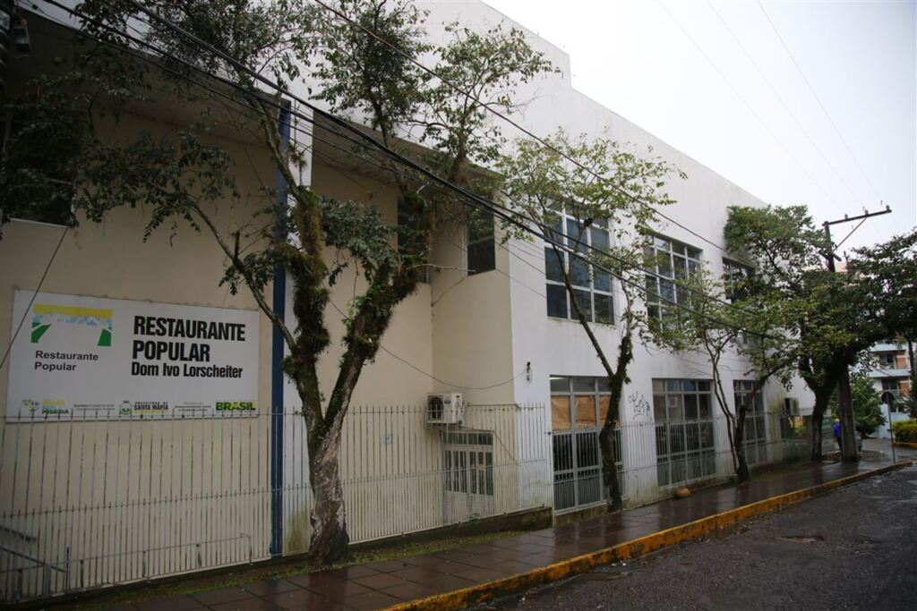 Duas empresas se apresentam na licitação do Restaurante Popular