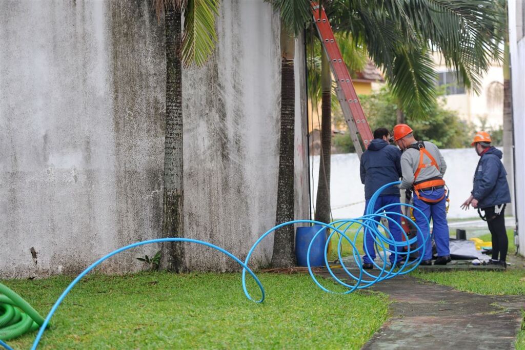 Limpeza de reservatórios deixou parte de Santa Maria sem água