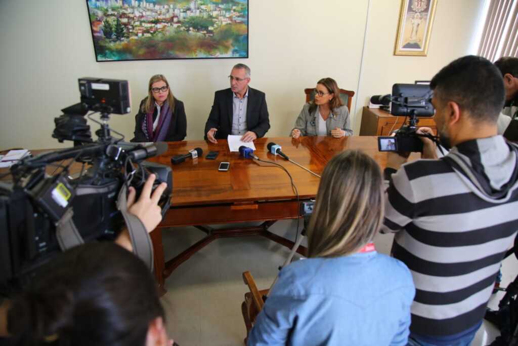 O maior erro foi sonegar essa informação, diz o prefeito sobre a divulgação feita pelo ministro da Saúde