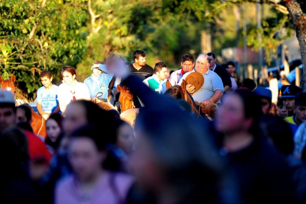Cavalgada faz homenagem a menino que morreu com tiro em Santa Maria
