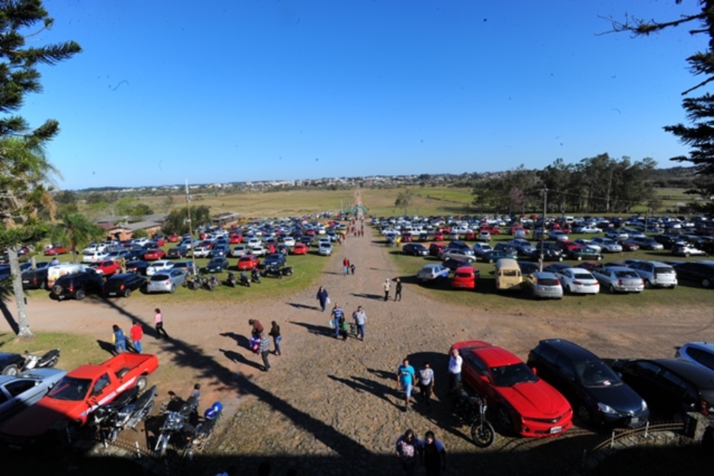 Foto: Charles Guerra (Diário) - Hotel Fazenda Pampas recebe festival de food trucks, o Reúne Food Park