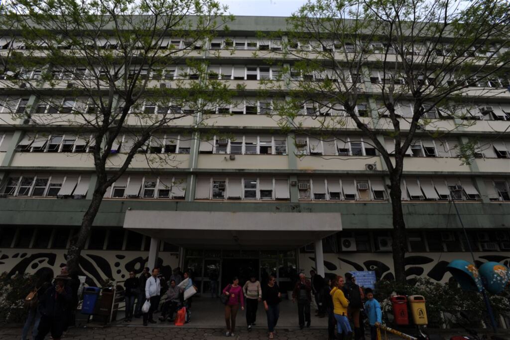 Caridade suspende cirurgias eletivas, e Husm raciona alimentos