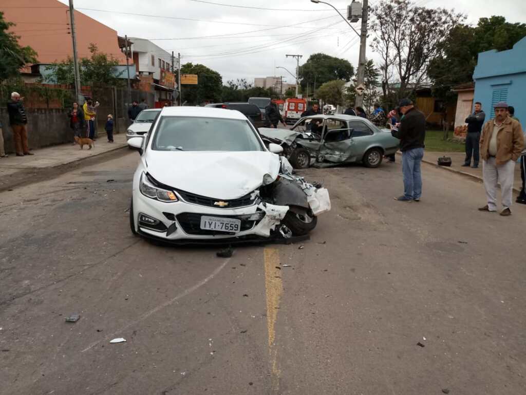 Acidente deixa dois feridos em Santa Maria