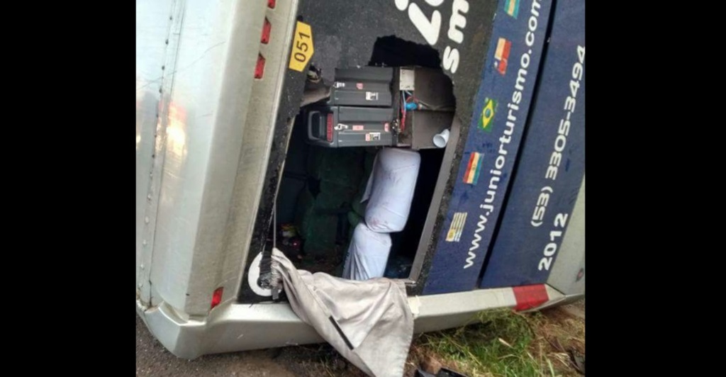 Família de bebê morto em acidente fazia excursão para o Beto Carrero