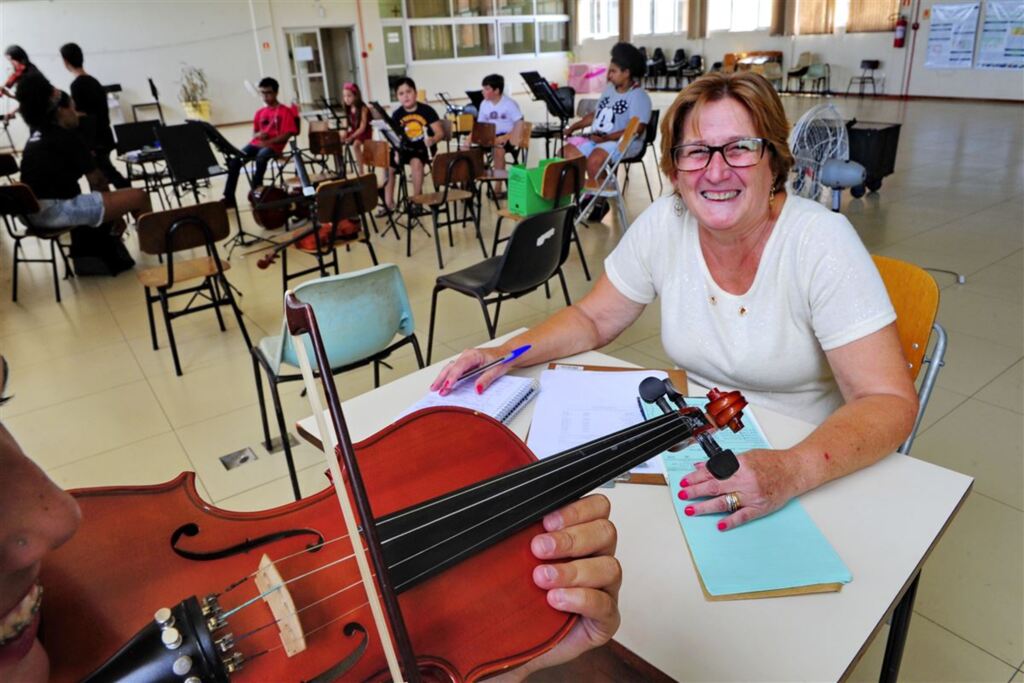 Voluntariado: técnica em contabilidade auxilia associação de Santa Maria