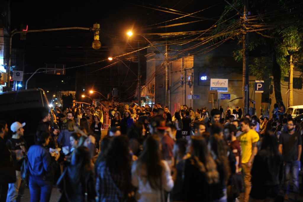 Ruas do Centro serão fechadas à tarde para festa dos bixos