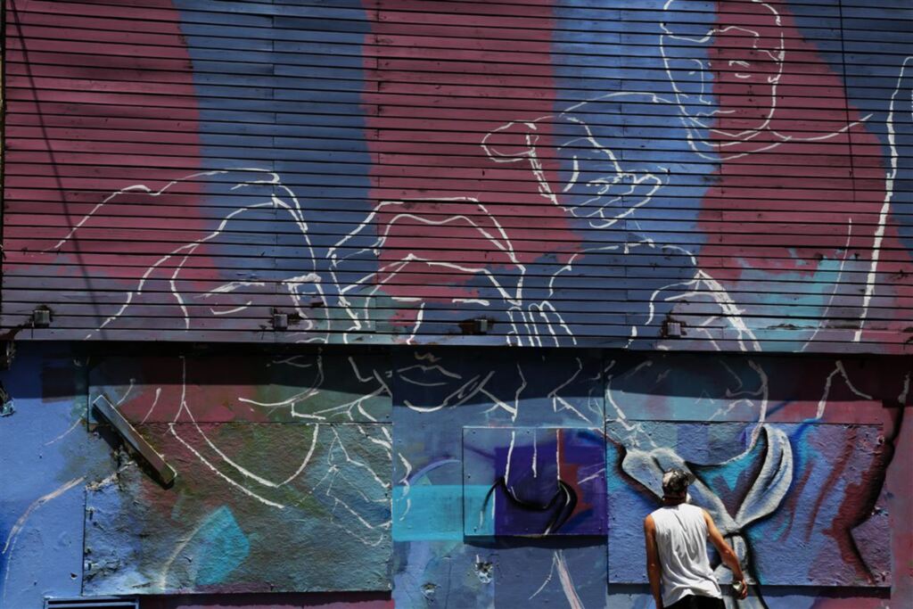 Foto: Lucas Amorelli (Diário) - Enquanto isso, fachada do prédio ganha novo conceito