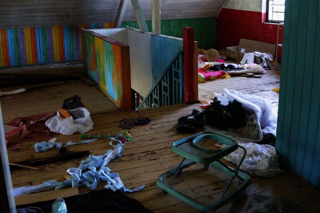 Prédio onde funcionou abrigo de crianças hoje é lugar de abandono e vandalismo