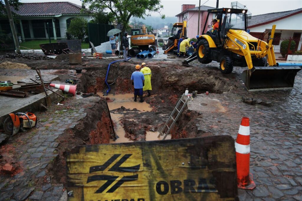 Água deve voltar até segunda-feira