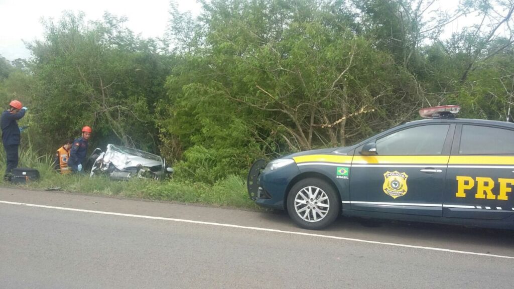 Mulher morre em acidente na BR-287