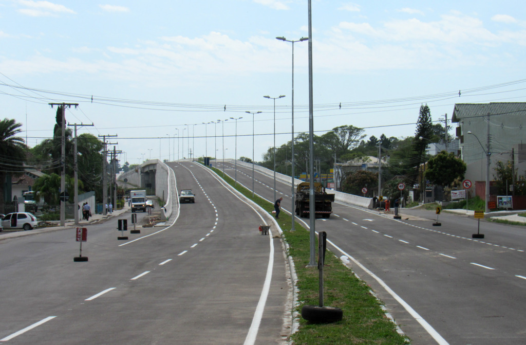 Trânsito no viaduto do Castelinho será liberado às 13h desta quinta