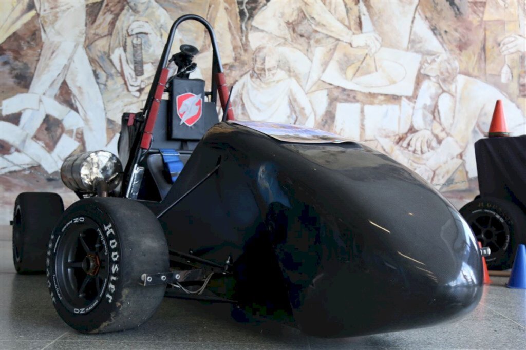 VÍDEO: Equipe Formula da UFSM vai participar de campeonato nacional em Piracicaba