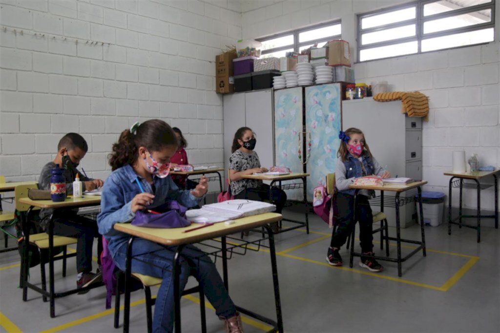 Patrulha da Matrícula já percorre escolas de Santa Maria