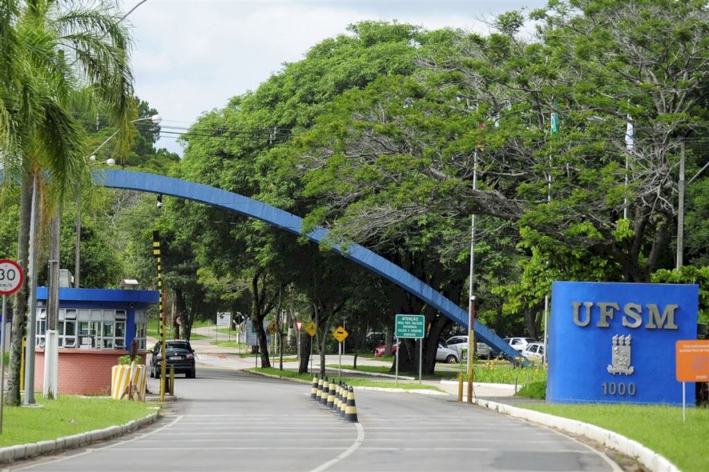 Atividades administrativas retornam integralmente de forma presencial na UFSM