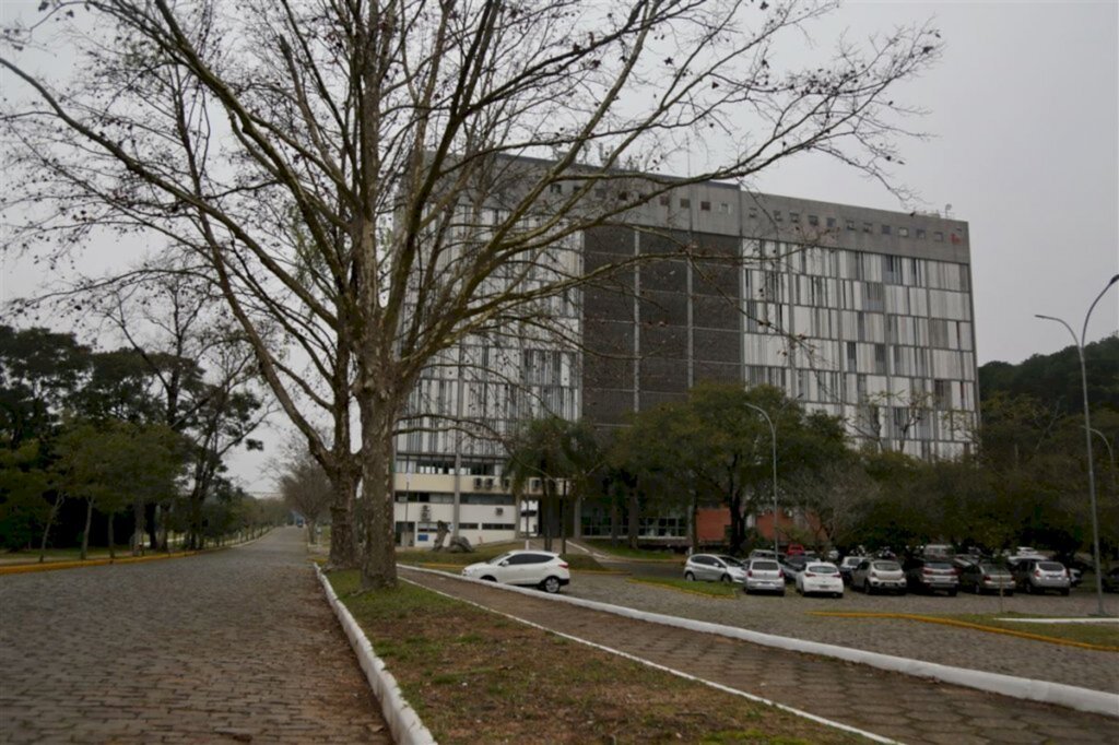 Atividades administrativas podem voltar a ser presenciais na UFSM ainda em setembro