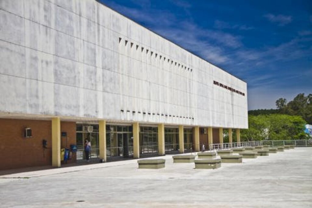 Bibliotecas da UFSM têm acesso temporário aberto a acervos internacionais