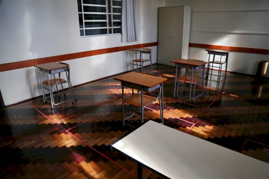 título imagem Mensalidade em escolas particulares terá reajuste médio de 3,5% em 2021
