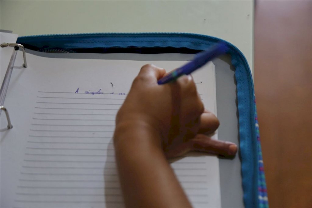 Estado propõe retomada de aulas presenciais ainda neste mês