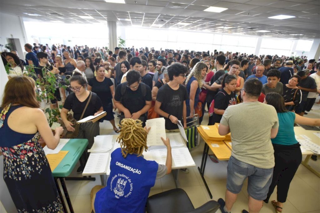 UFSM começa a chamar candidatos da lista de espera na segunda