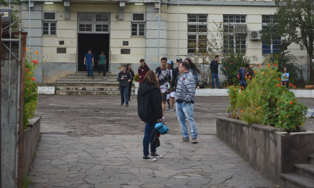 Vagas para Ensino Fundamental estão abertas na rede estadual