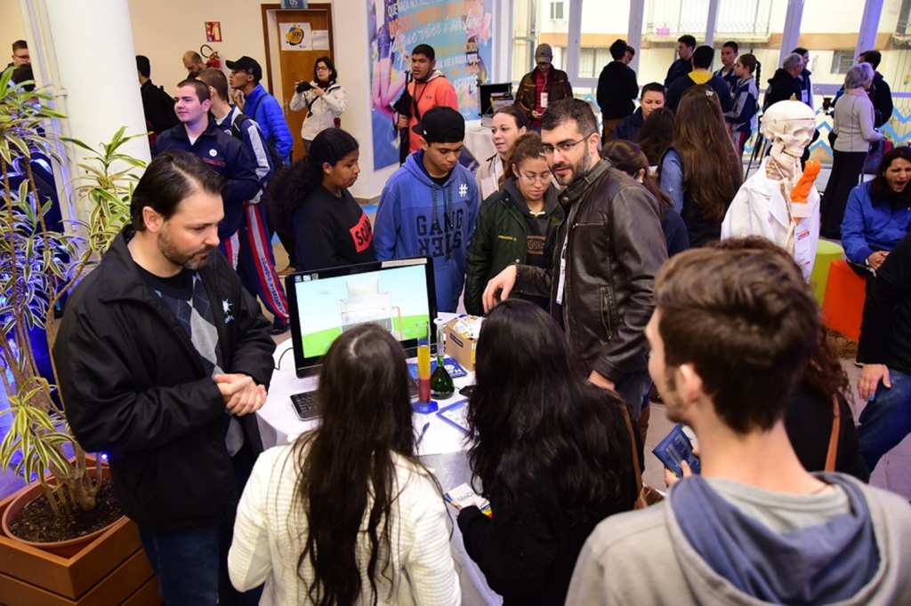 UFN abre inscrições para visitar mostra de profissões
