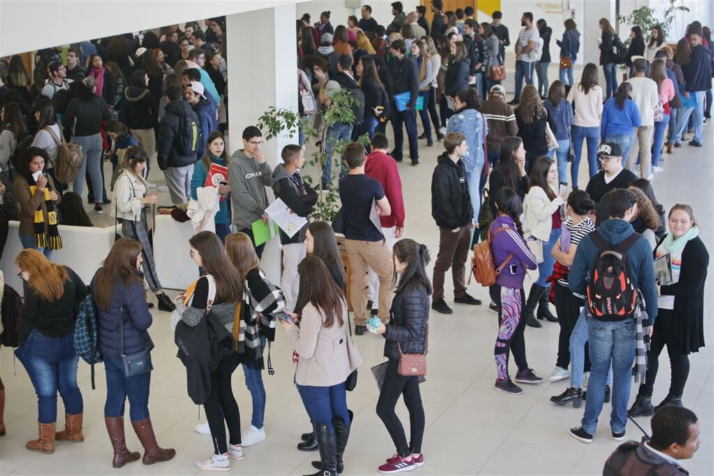 Cerca de 1,5 mil candidatos participaram da chamada para preencher vagas na UFSM