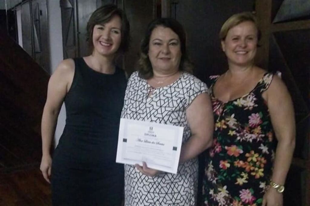 Diretora da Escola Castelo Branco lembra trajetória no Estado