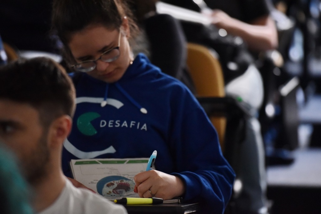 Encceja encerra inscrições nesta sexta-feira