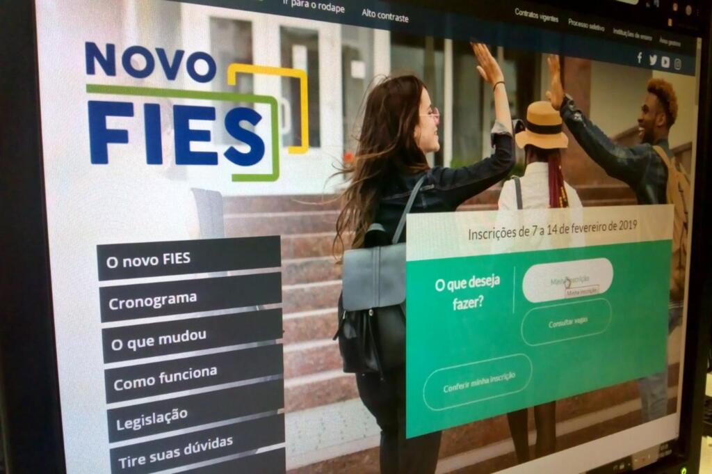 Estudantes poderão renegociar dívida do Fies a partir de 29 de abril