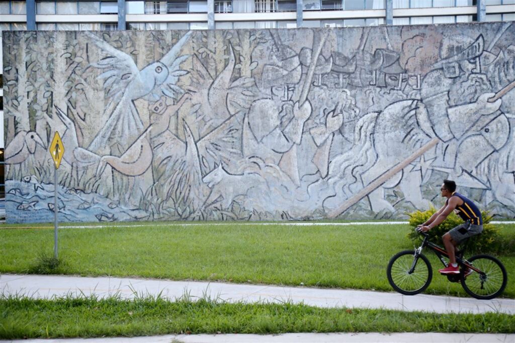 MEC repassa quase R$ 1 milhão para UFSM usar em assistência estudantil e manutenção