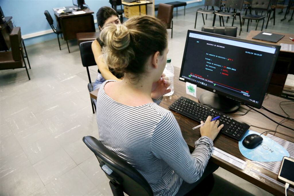 VÍDEO: começa hoje prazo para pedir transferência, ingresso e reingresso nas escolas públicas