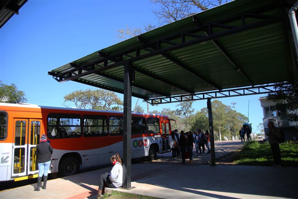 título imagem Ônibus extras serão disponibilizados em Santa Maria nos dias de prova do Enem