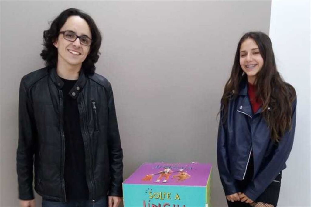 Estudantes vão representar Santa Maria em competição de soletração em inglês