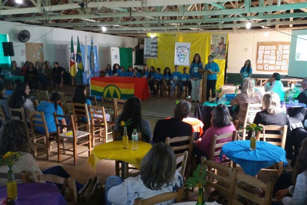 Cooperativa escolar de Santa Maria recebe cerificação estadual
