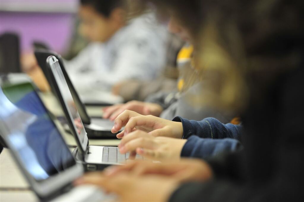 BNDES vai escolher as 36 escolas que receberão investimentos em tecnologia