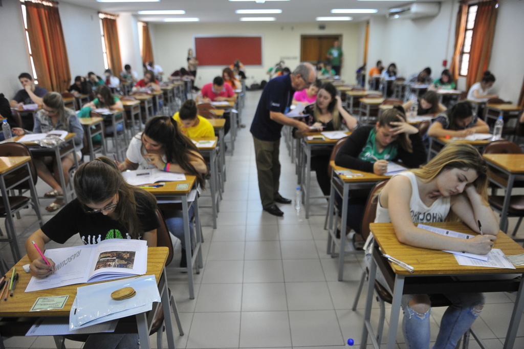 Foto: Gabriel Haesbaert (Diário) - Processo terá mais de três mil candidatos. Na última prova, em novembro, disputa foi ainda maior