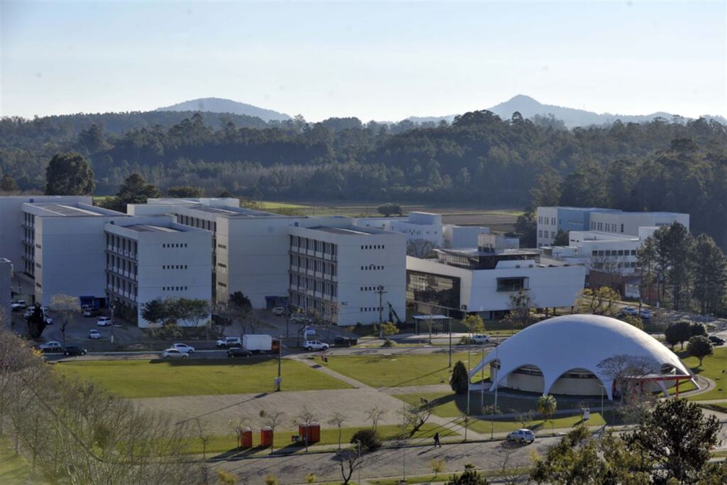 Chance de UFSM cobrar taxa em pós-graduação repercute entre estudantes