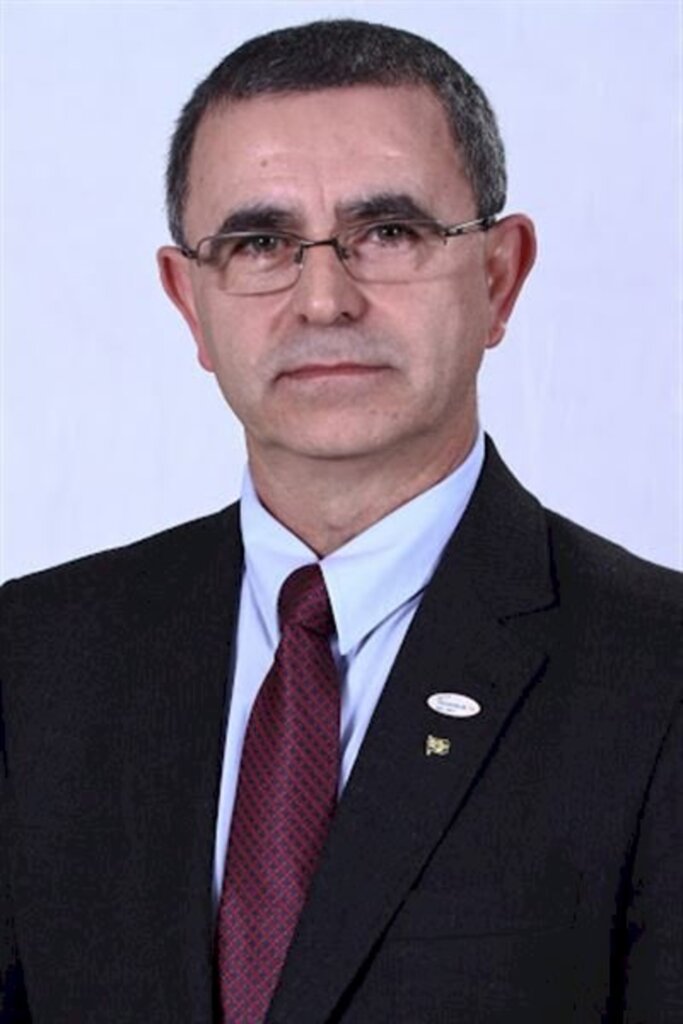 'Geramos 80% dos empregos, mas não somos respeitados ', afirma presidente do Sindilojas