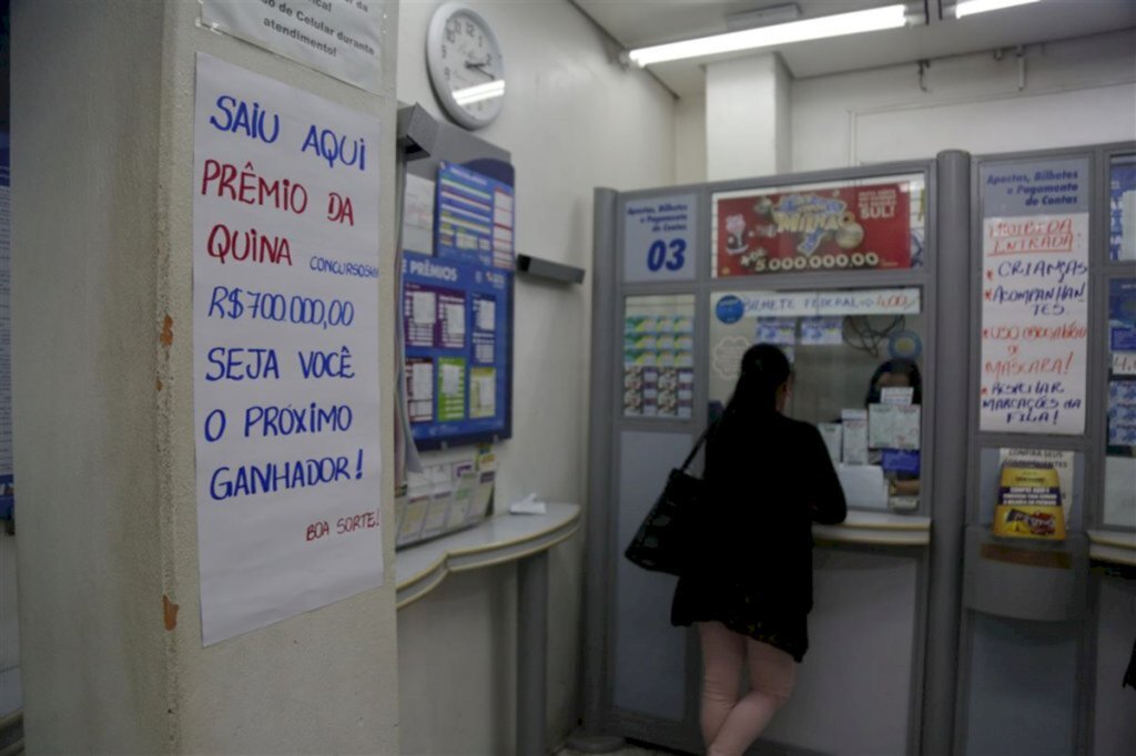 VÍDEO: Quina vai pagar R$ 700 mil para apostador de Santa Maria