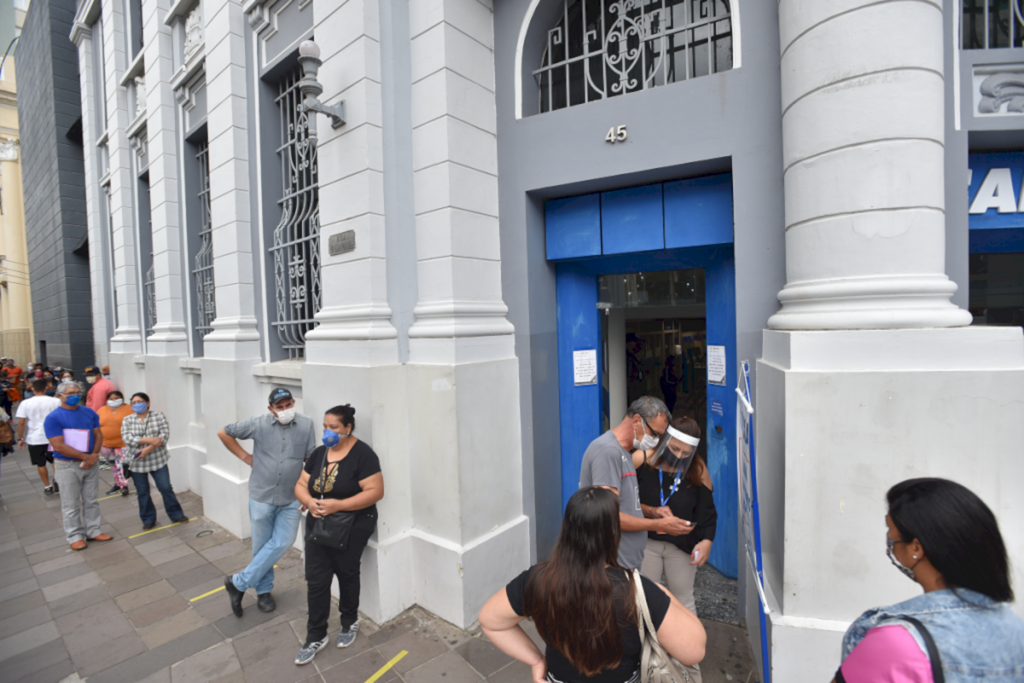 Duas agências da Caixa abrem neste sábado na região