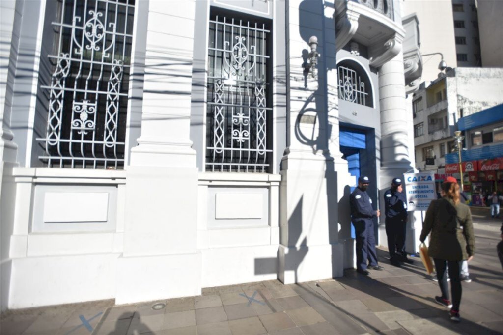 Agência da Caixa em Santa Maria vai abrir neste sábado