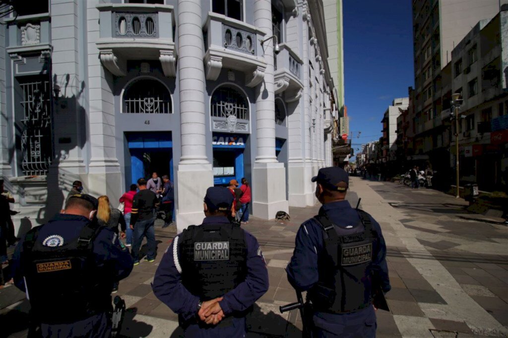 12 agências da Caixa estarão abertas na Região Central neste sábado