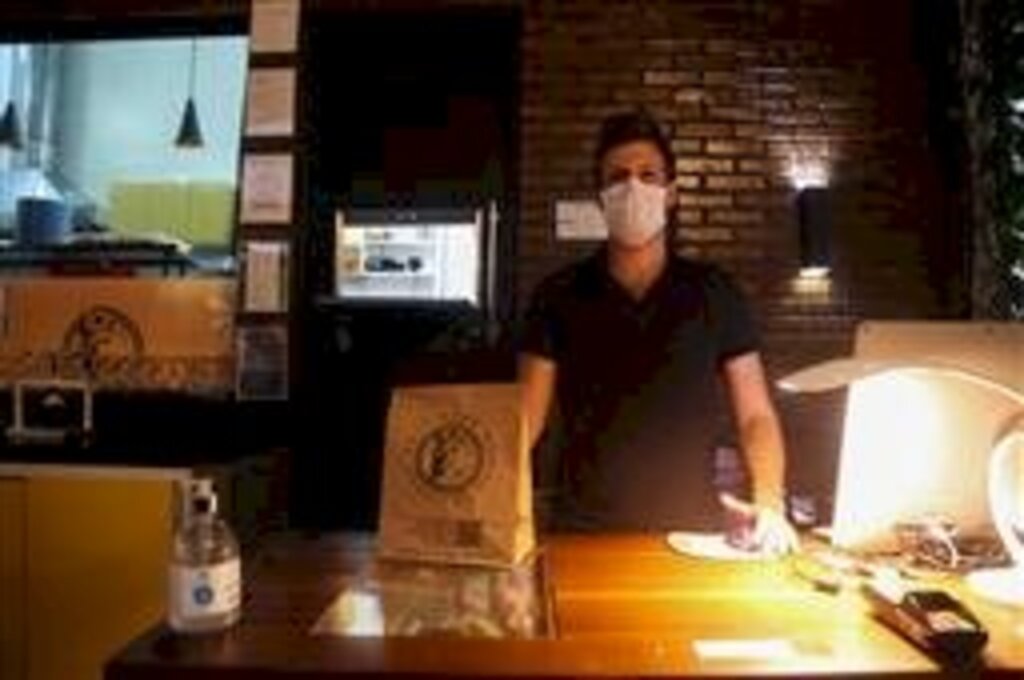 VÍDEO: 'a demanda por tele-entrega cresceu muito', diz sócio de restaurante japonês