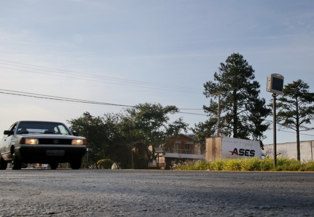 De 56 controladores de velocidade, 16 serão cortados na região