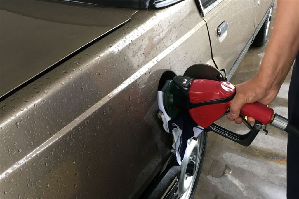 Petrobras anuncia aumento de R$ 0,10 no diesel