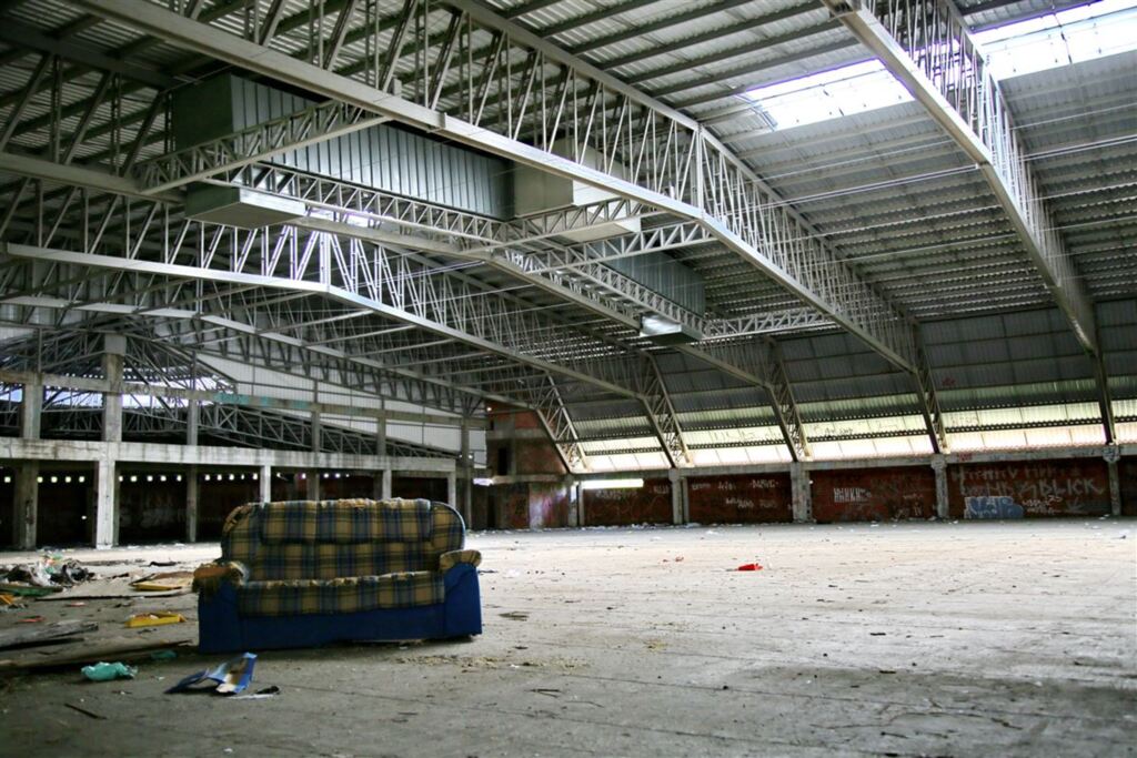 Licitação da 4ª etapa do centro de eventos do CDM depende de novo orçamento