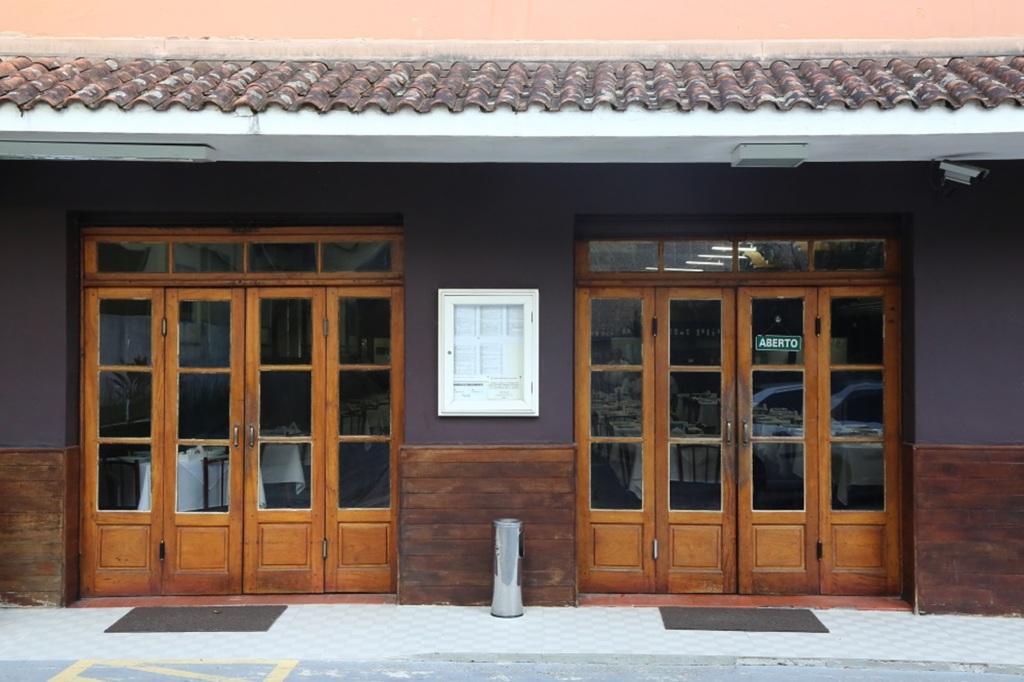 Após 51 anos, hoje é o último dia do Restaurante Augusto