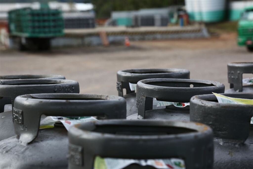 Petrobras reduz preço do gás de cozinha para comércio e indústria em 3,4%