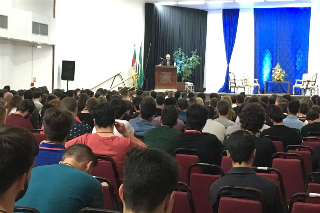 'Nada produz riqueza melhor do que liberdade econômica', diz economista norte-americano