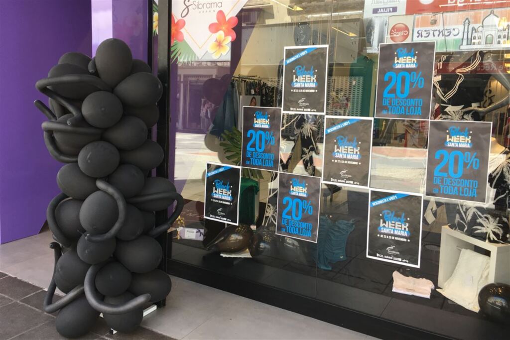 título imagem Primeiro dia de Black Week é calmo em Santa Maria